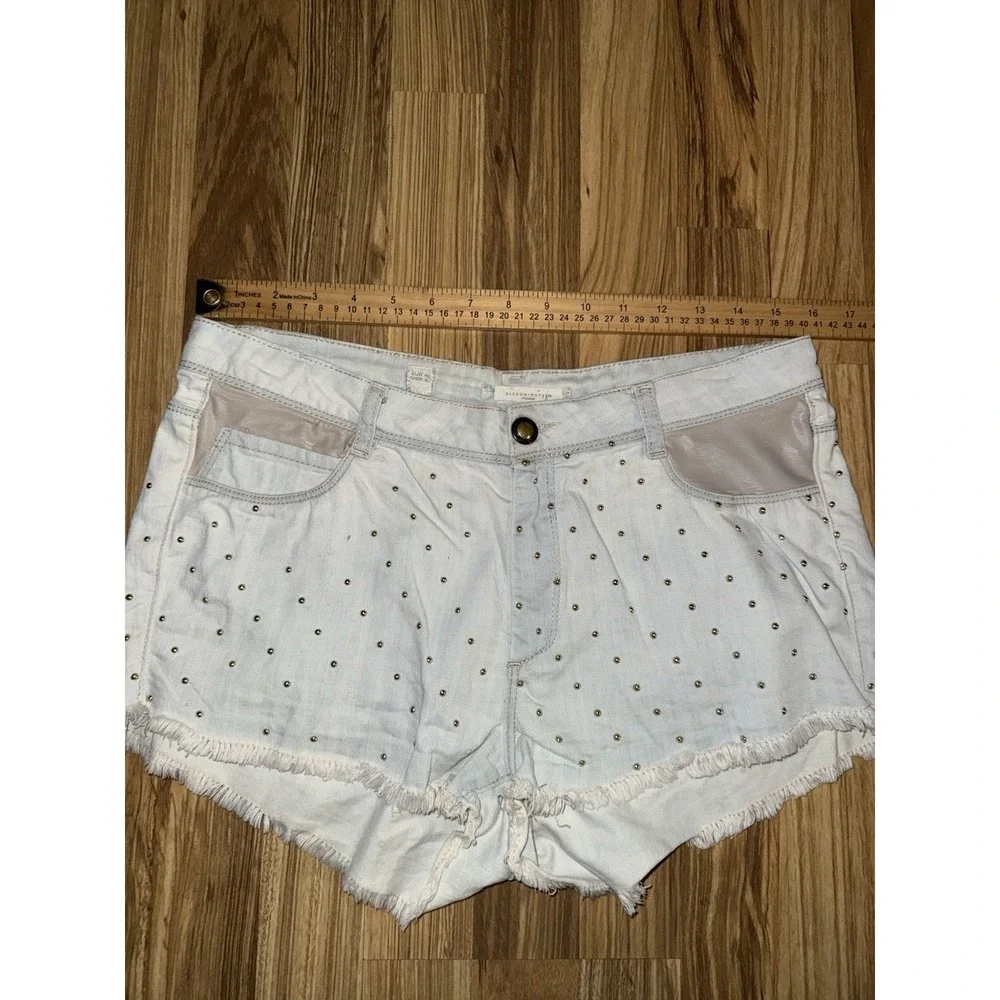 Sickonineteen Sicko 19‎ Denim Jean Shorts Studded Sz 32 Women's Juniors